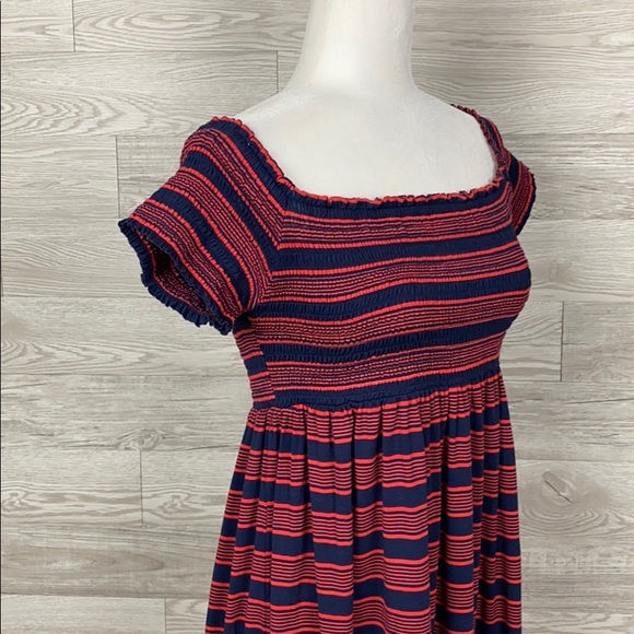 NWT Isabel Maternity Short Sleeve Strip Maxi Dress - Picture 3 of 8